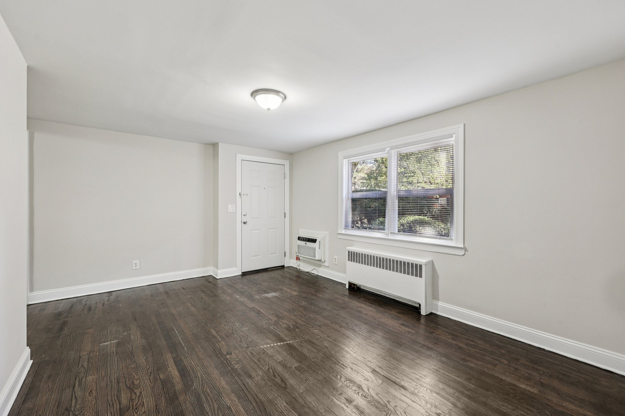 Gallery Photo 28